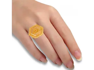 Charming 22k Gold Ring