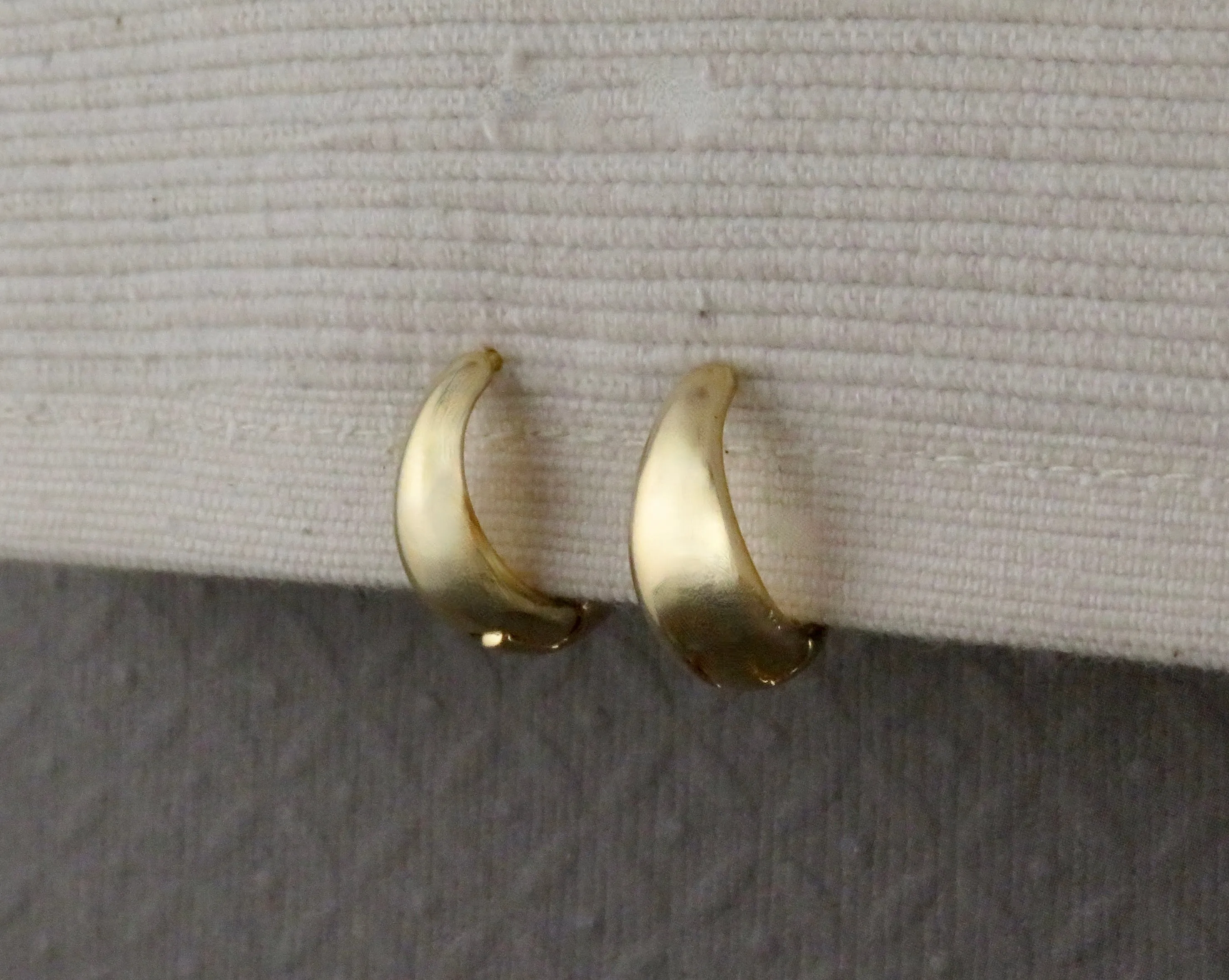 Gold Filled Tapered Hoops - Small