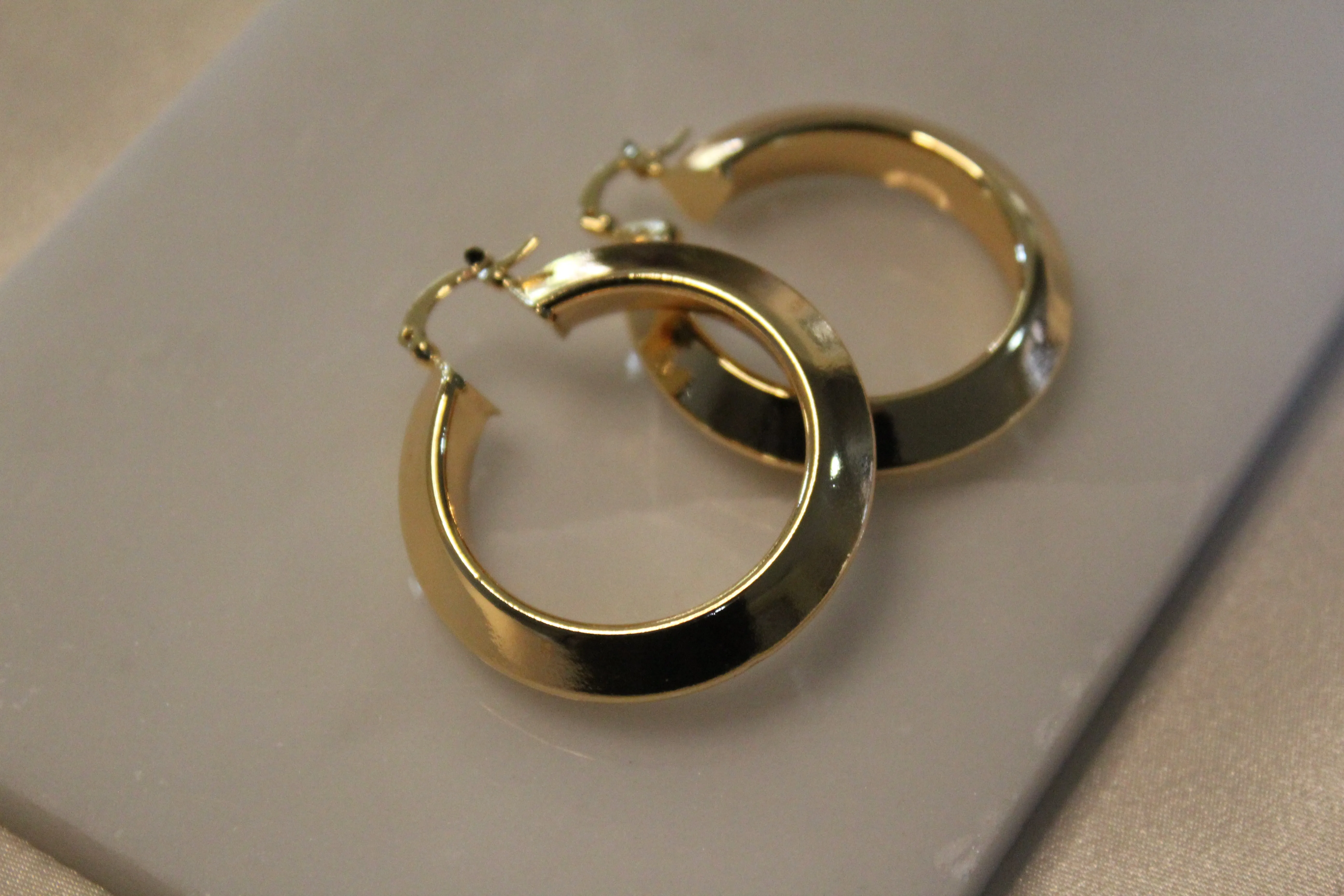 Lena Hoops