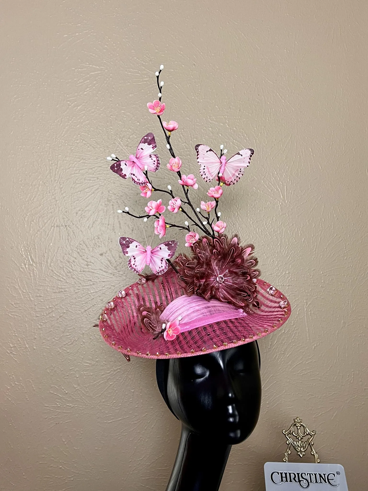 Pink crown hat