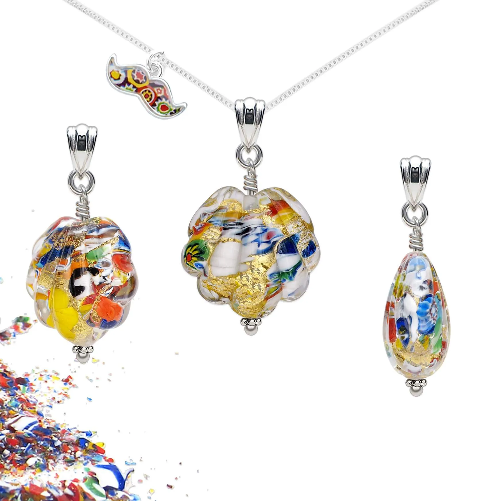 The Kiss Gold Shell Necklace