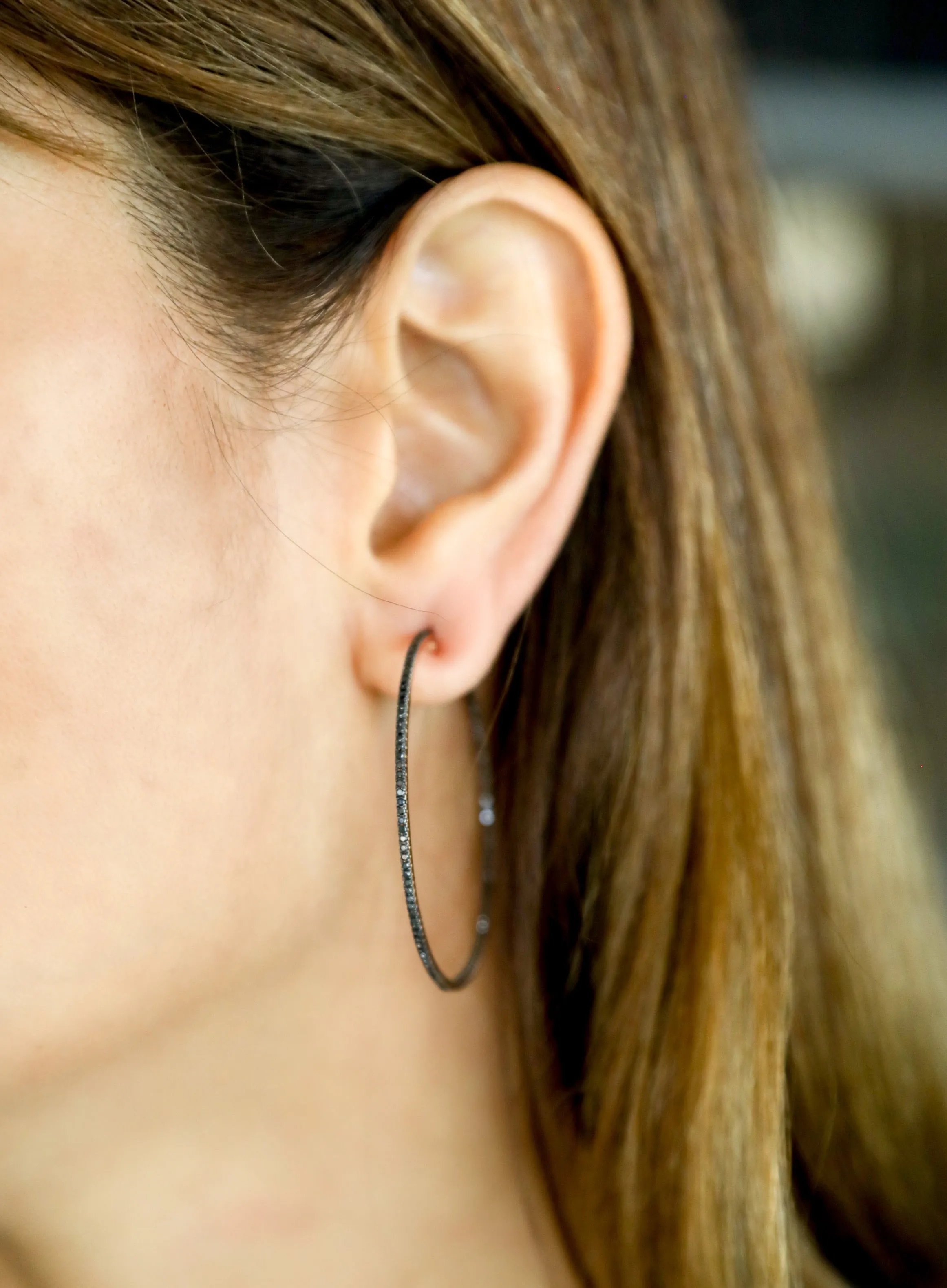 Thin Black or Green Hoops